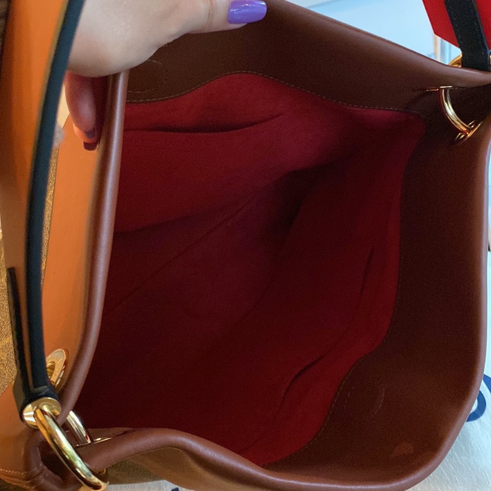 Louis Vuitton Tuileries Besace - Picture 7 of 15